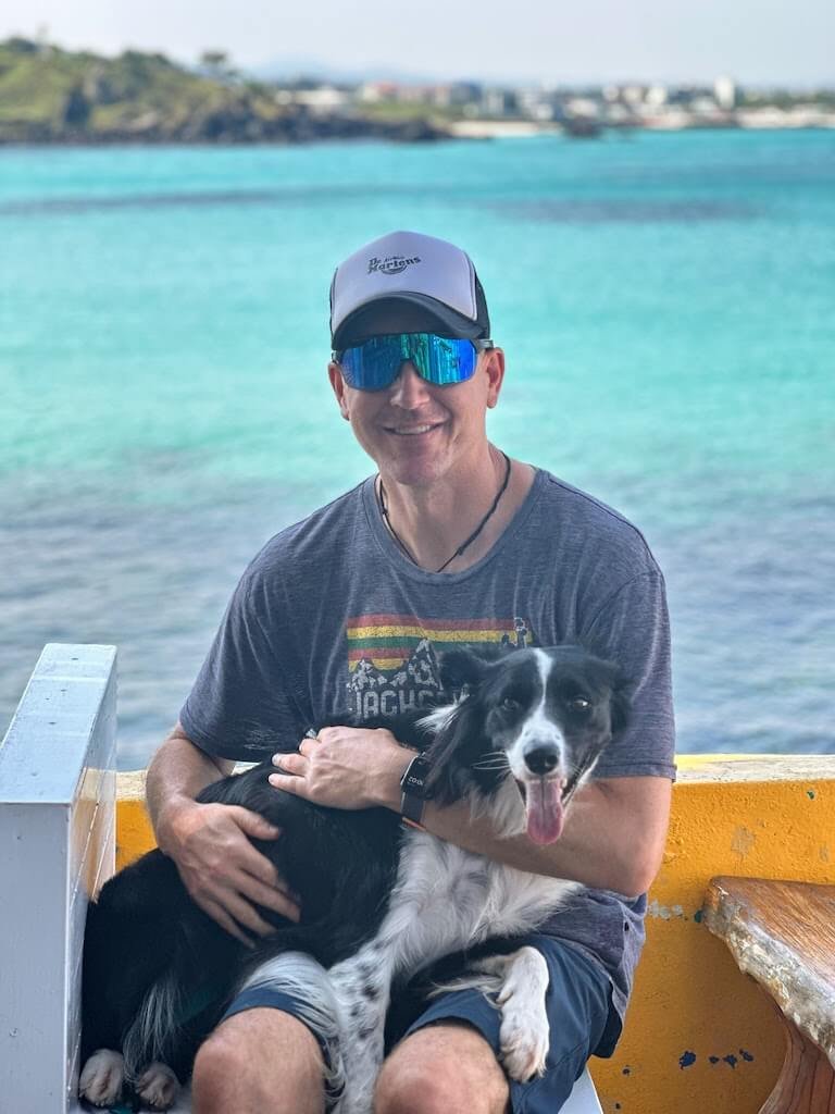 Bomnal Cafe in Aewol is a great place for a photo shoot.