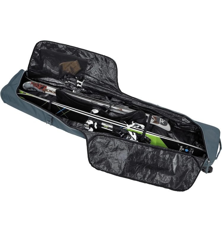 Interior view of the Thule Roundtrip Ski Bag