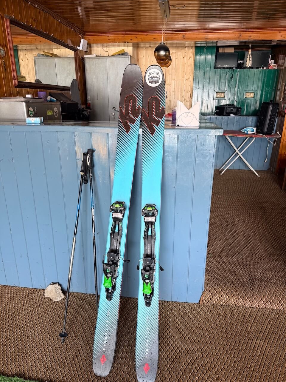 Do You Need a Guide to Ski Gulmarg? 6 Powder skis with touring bindings provided by a Gulmarg guiding service for backcountry skiing